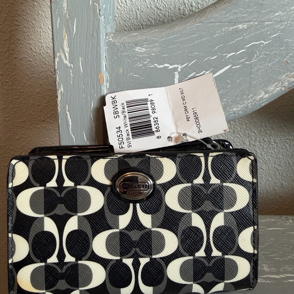 NWT Coach Peyton Dream C Slim Zip Around Wallet - Picture 3 of 8